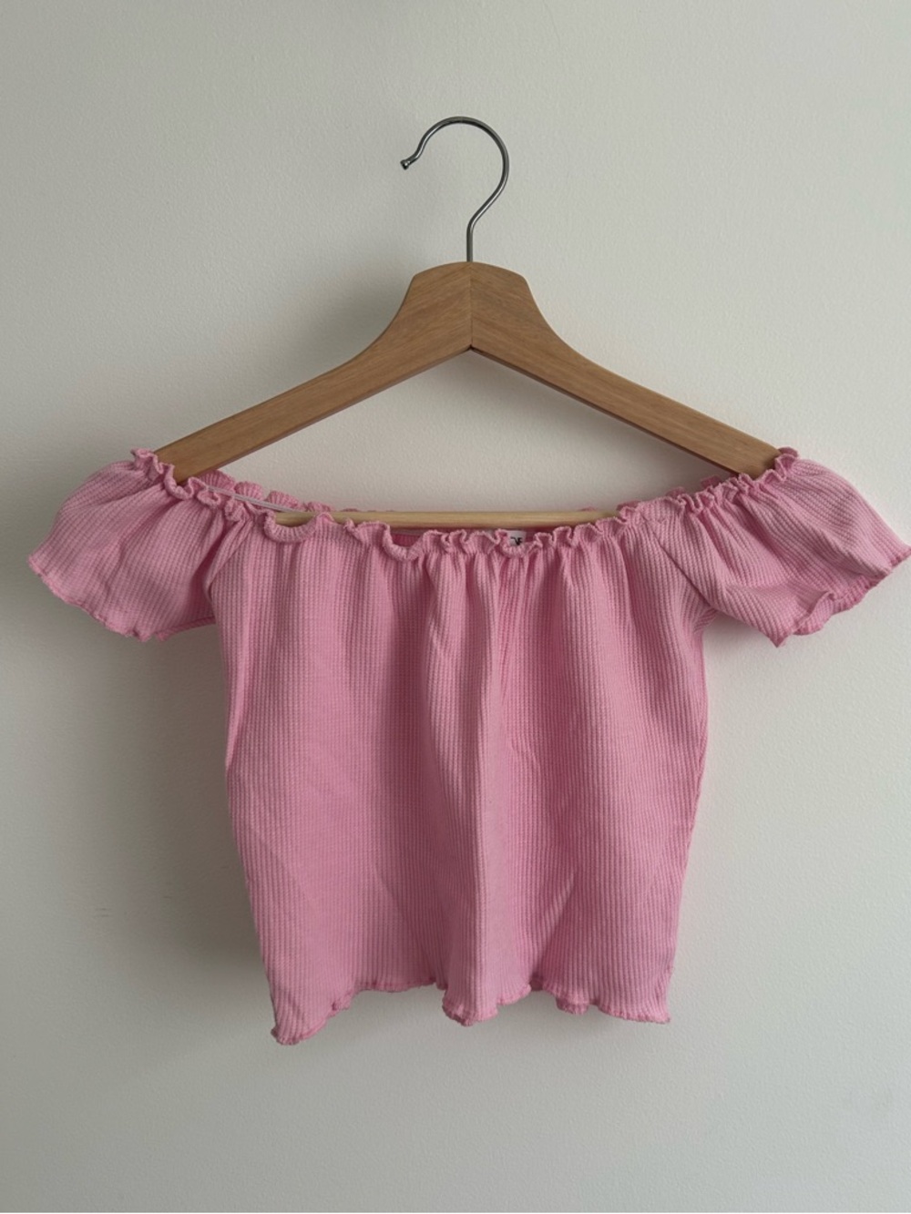 Ardene Pink Off-the-Shoulder Ribbed Crop Top